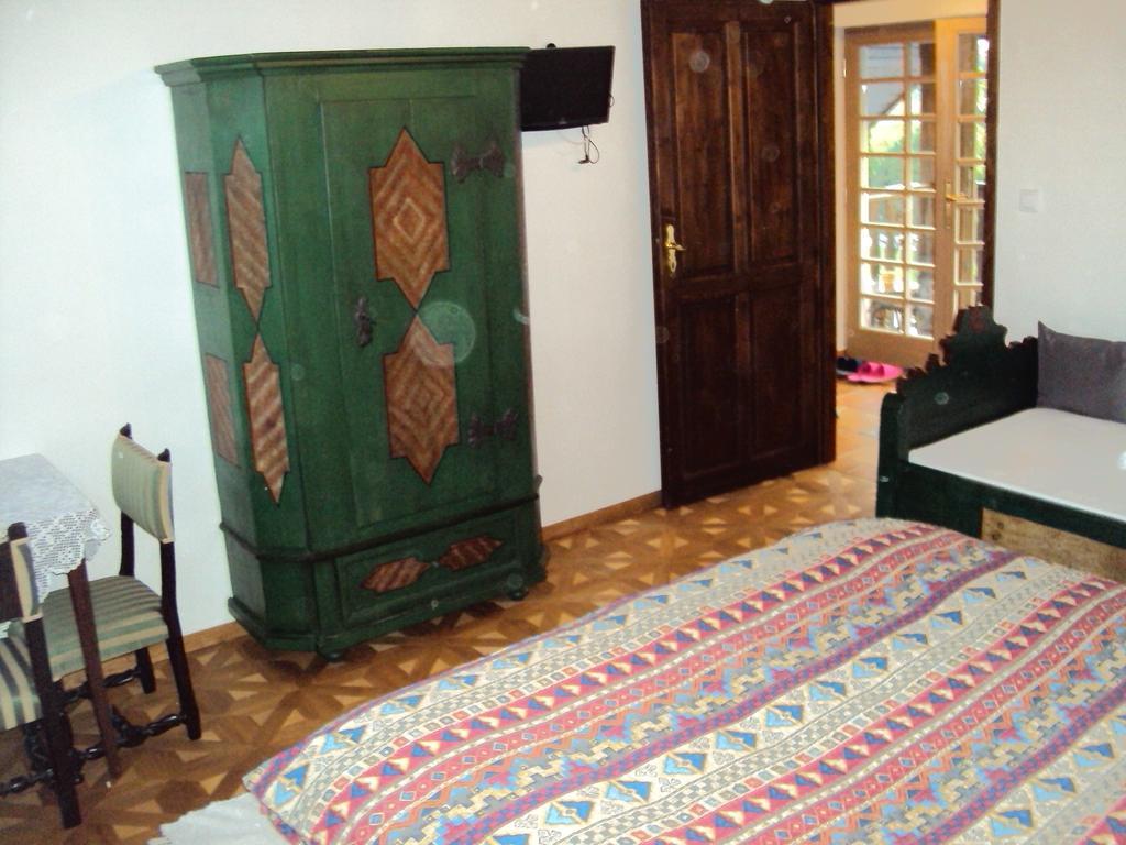 Castle Kastiel Kotesova Lägenhet Rum bild
