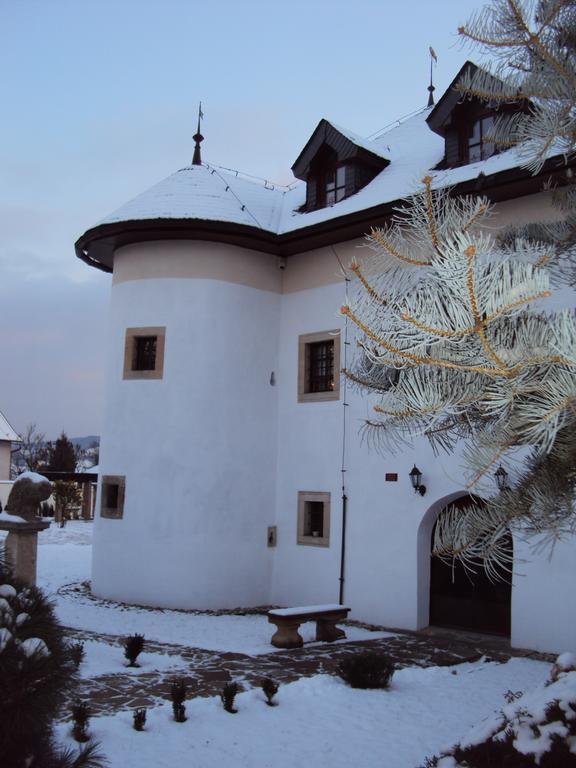 Castle Kastiel Kotesova Lägenhet Exteriör bild