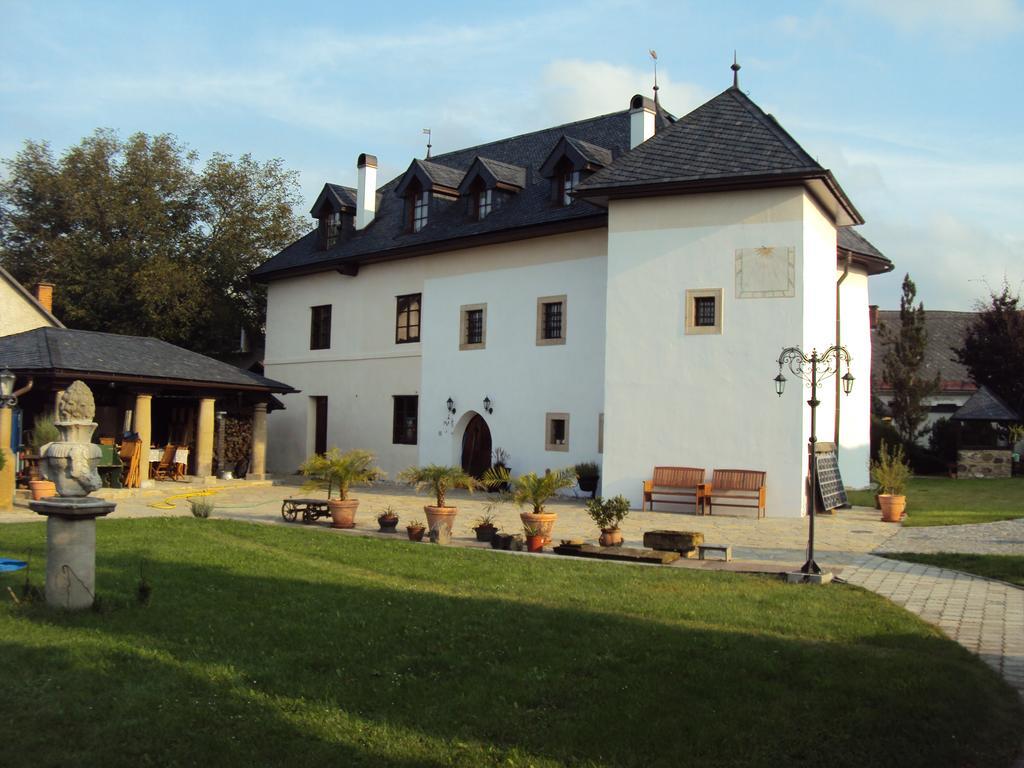 Castle Kastiel Kotesova Lägenhet Exteriör bild
